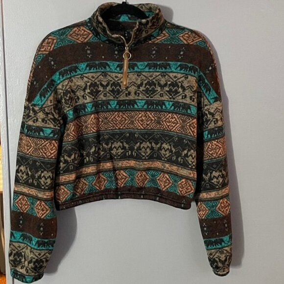 Juniors Cropped Sweater Elephant Pattern by Zaful Size M - Warm Cozy - Picture 1 of 8